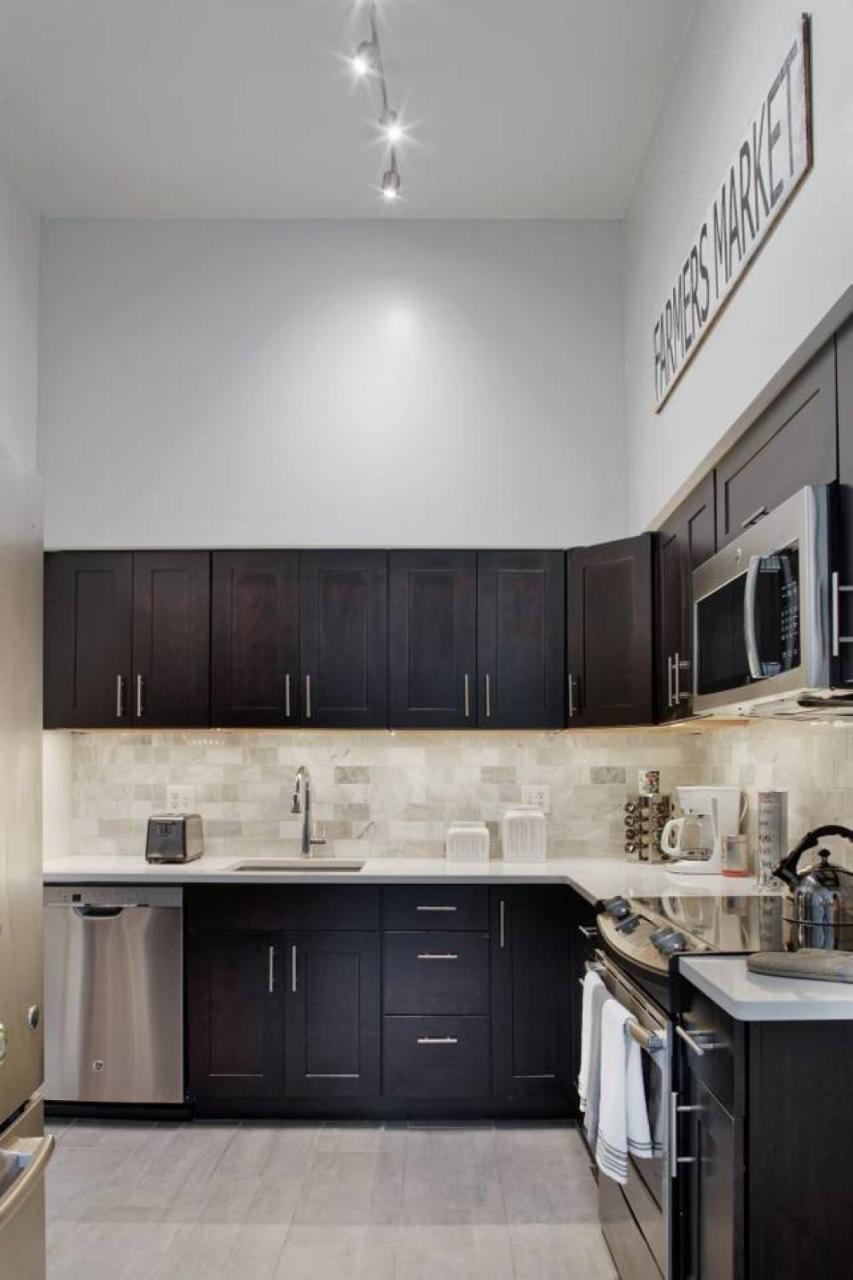 420Waldburg A - Modern Apt With Southern Charm Blocks From Forsyth Apartment Савана Екстериор снимка
