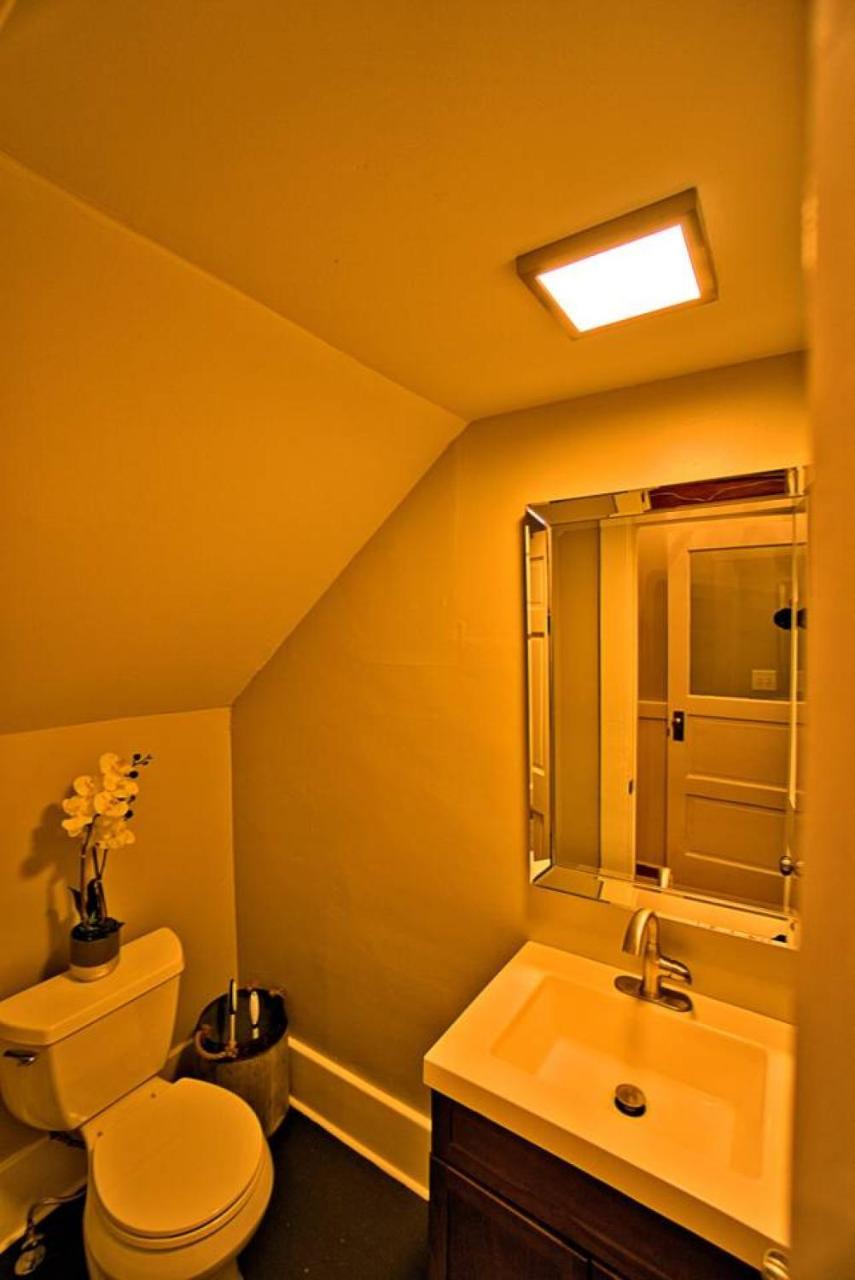 420Waldburg A - Modern Apt With Southern Charm Blocks From Forsyth Apartment Савана Екстериор снимка